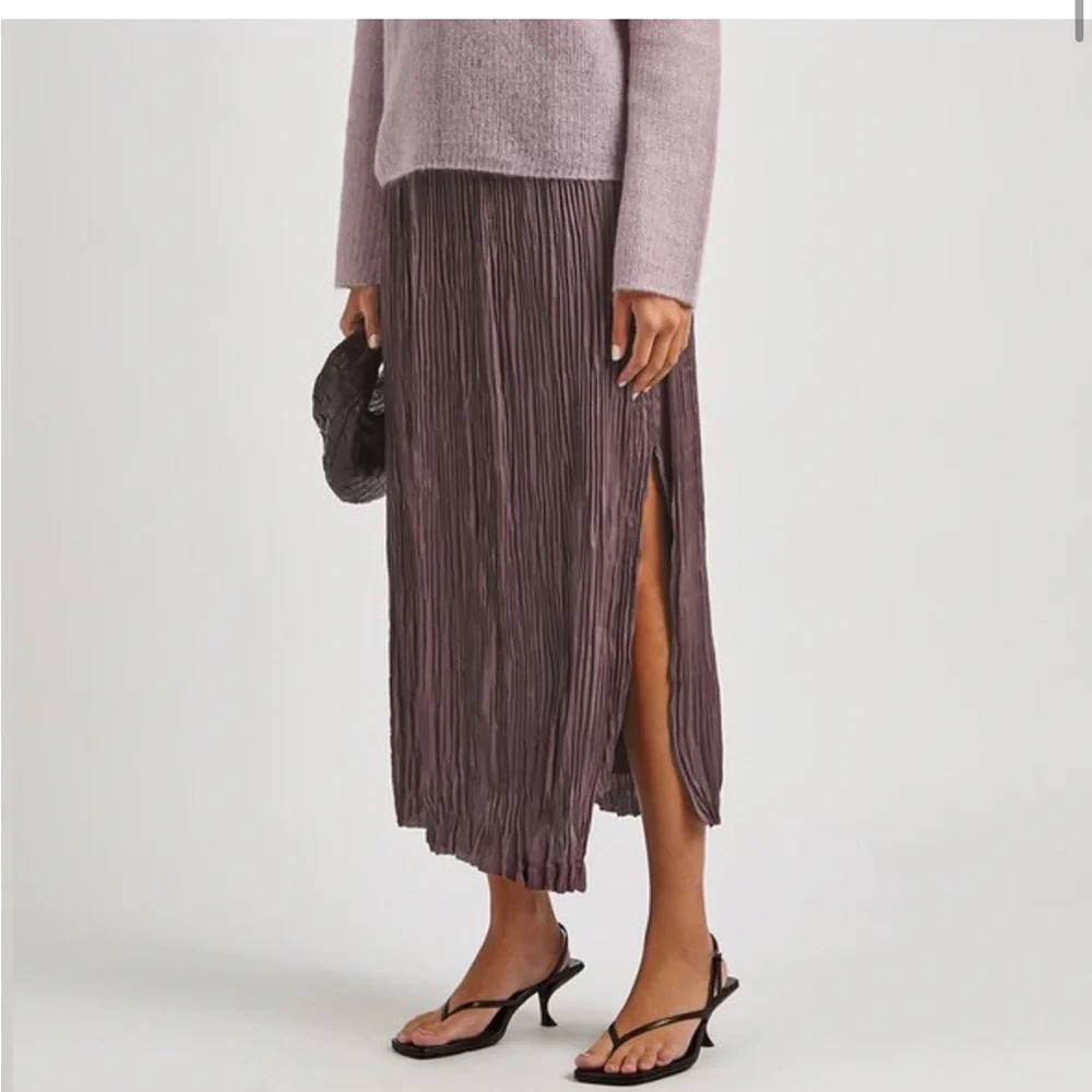 Vince Plum/Purple Pleated Midi Skirt